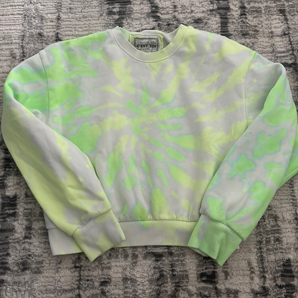 Neon yellow cropped tie dye crewneck